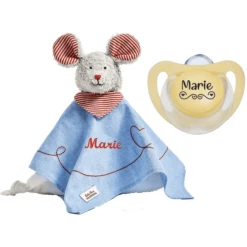 Schnullireich Geschenkset Käthe Kruse Schmusetuch Mit Namen Maus + NUK Namensschnuller (0-6 Mon) Blau 6 Schnullireich Geschenkset Käthe Kruse Schmusetuch Mit Namen Maus + NUK Namensschnuller (0-6 Mon) Blau -Kinderspielzeug schnullireich geschenkset kaethe kruse schmusetuch mit namen maus nuk namensschnuller 0 6 mon blau a405722 1